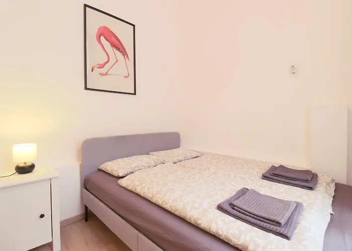 Joseph Boulevard - 3bdr, 2bath, 8ppl * Budapest