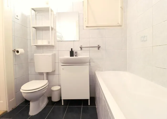 Lägenhet Joseph Boulevard - 3bdr, 2bath, 8ppl
