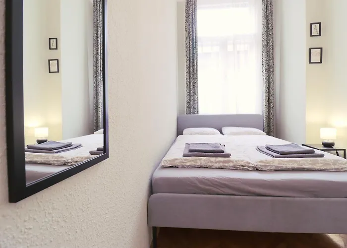 Joseph Boulevard - 3bdr, 2bath, 8ppl * Budapest