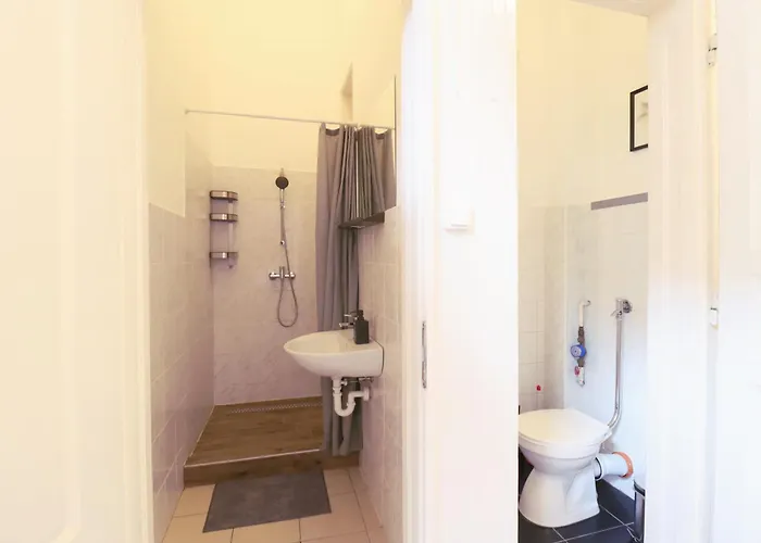 Lägenhet Joseph Boulevard - 3bdr, 2bath, 8ppl *